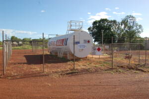 Aircraft Refuelling - Halls Creek Airport - Aerodrome Management Services Australia